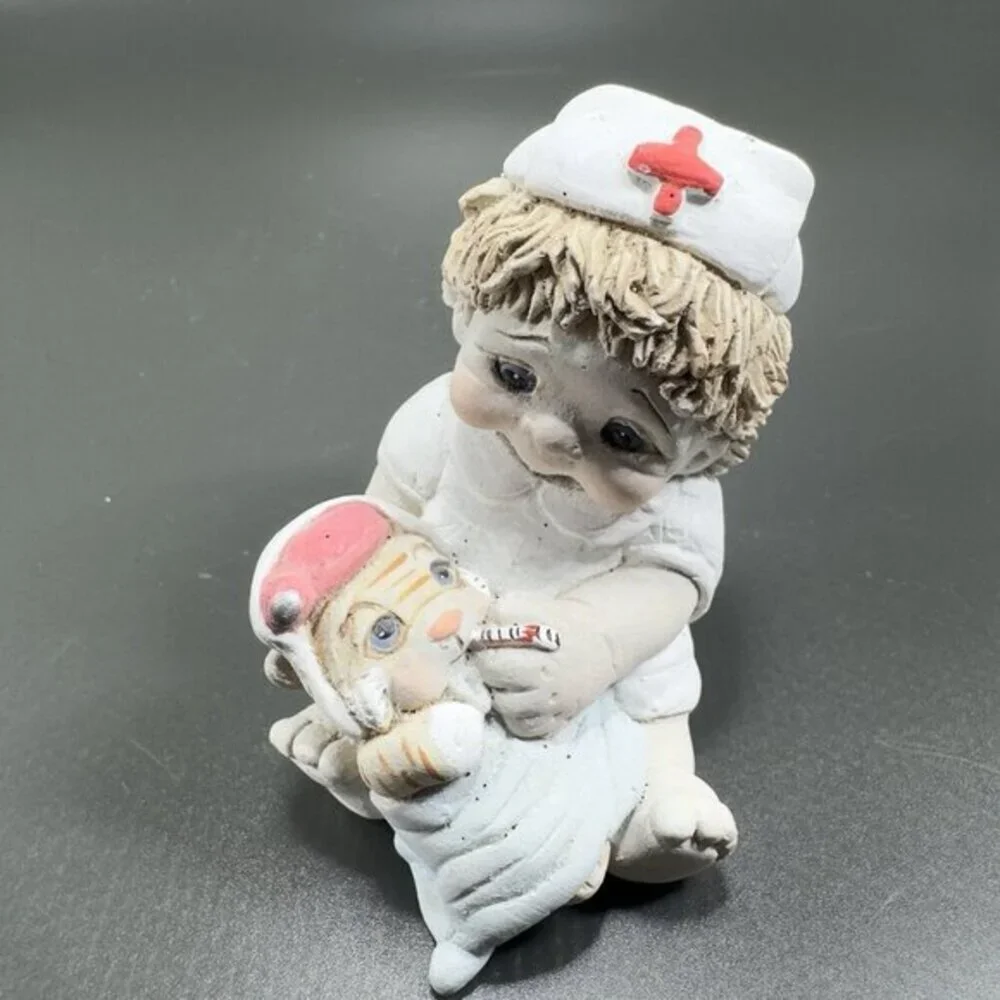 1996 Cast Art‎ Industries Dreamsicles Signed Kristin Figurine Junior Nurse VTG